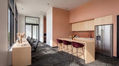 The Hub in Richmond, VA - Foto de edificio - Building Photo