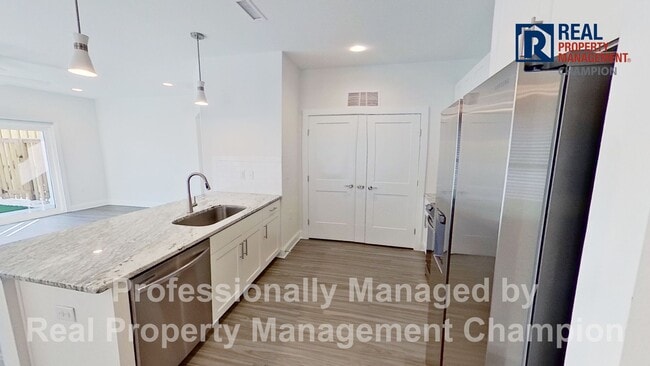 8730 Sandy Rdg Lp in Wilmington, NC - Building Photo - Building Photo