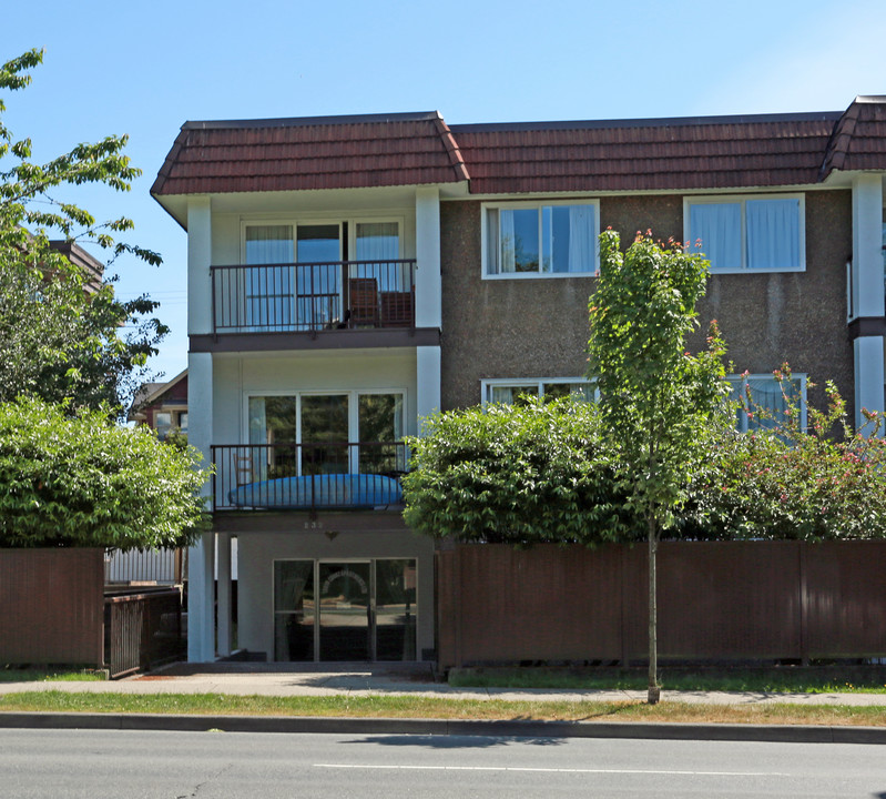 232 E 12th Ave in Vancouver, BC - Building Photo