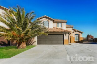 9379 Dragon Tree Dr in Hesperia, CA - Building Photo