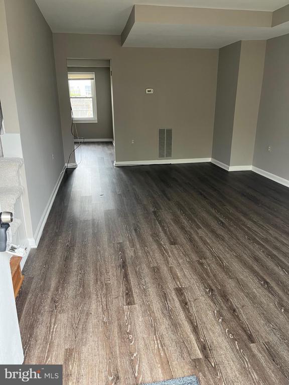 8517 Pioneer Dr in Severn, MD - Building Photo - Building Photo