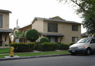 12692 Flower St in Garden Grove, CA - Building Photo - Building Photo