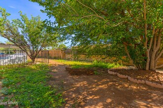 110 E Jennifer Ln in Sierra Vista, AZ - Foto de edificio - Building Photo