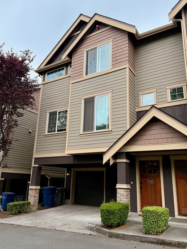 19439 1st Ave S in Normandy Park, WA - Building Photo - Building Photo