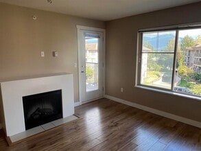 45559 Yale Rd in Chilliwack, BC - Building Photo - Building Photo
