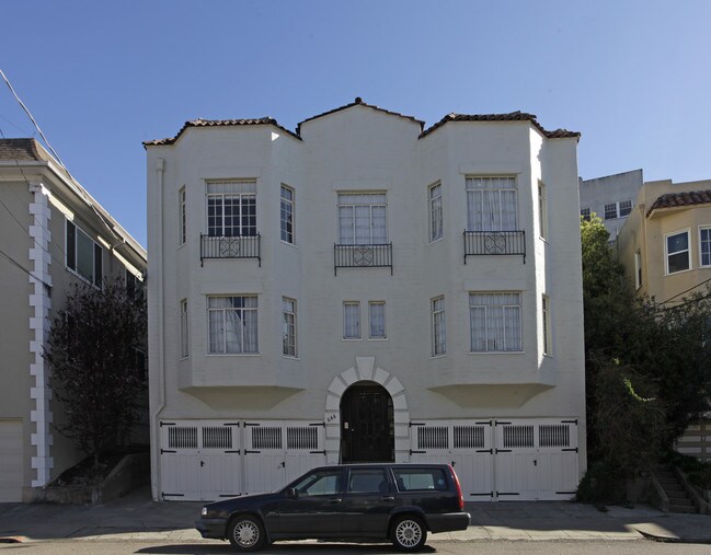 648 Beacon St in Oakland, CA - Building Photo - Building Photo