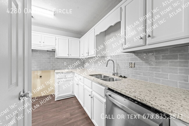 4280 Oaknoll Cir in Duluth, GA - Building Photo - Building Photo