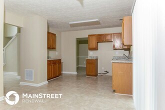 1496 Paladin Ct in Hampton, GA - Building Photo - Building Photo