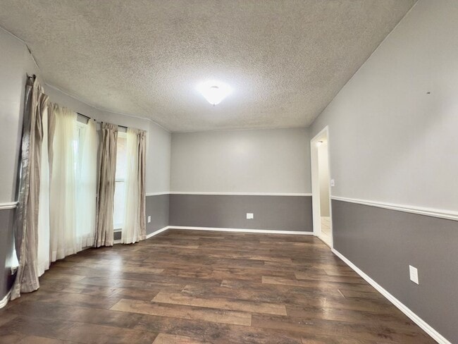 5225 Brazos Ave in Midland, TX - Building Photo - Building Photo