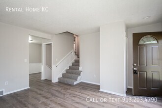 1616 E Elm St in Olathe, KS - Building Photo - Building Photo