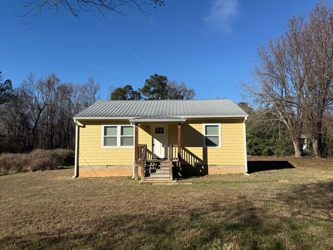 property at 2250 New High Shoals Rd