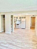 11803 SW 37th Terrace in Worthington Springs, FL - Building Photo