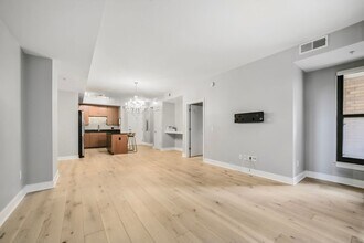 910 M St NW in Washington, DC - Building Photo - Building Photo