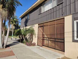 228 Newport Ave, Unit #1 in Long Beach, CA - Building Photo