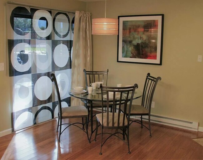 3735 Birchwood Dr, Unit 27 in Boulder, CO - Foto de edificio - Building Photo