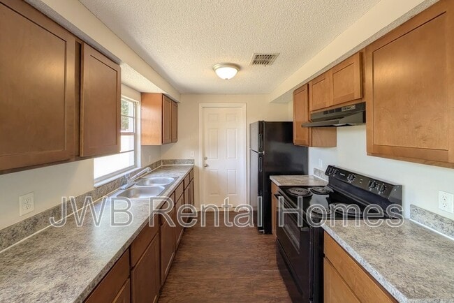 2444 Justin Rd E in Jacksonville, FL - Building Photo - Building Photo