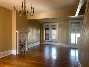1421 Lawton St, Unit 2 in Harrisburg, PA - Building Photo - Building Photo