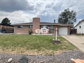 7759 Elmwood Ln in Denver, CO - Building Photo - Building Photo