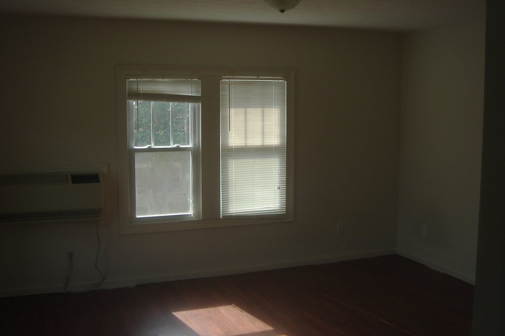 725 S Walnut St in Bloomington, IN - Building Photo
