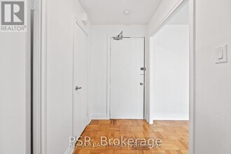 69 Old Mill Terrace in Toronto, ON - Building Photo - Building Photo