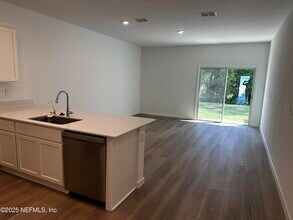 611 Holly Lks Dr in Orange Park, FL - Building Photo - Building Photo