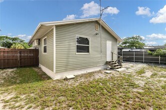 3633 SW 12th Ct in Fort Lauderdale, FL - Building Photo - Building Photo