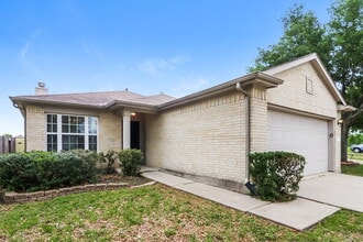 13910 Maleewan Ln in Sugar Land, TX - Building Photo - Building Photo