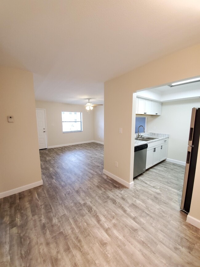 property at 6040 Shaker Wood Cir