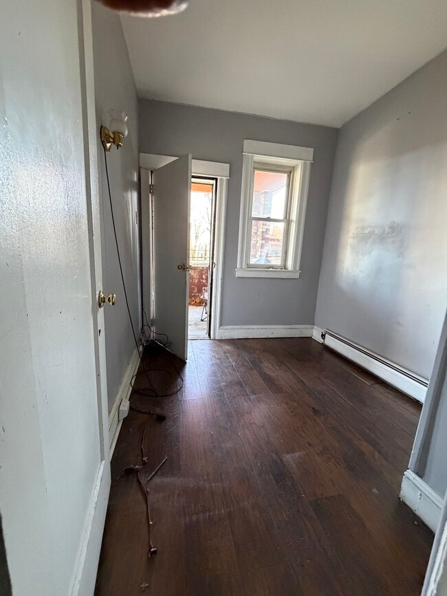 63 Wade St, Unit 2 in Jersey City, NJ - Building Photo - Building Photo
