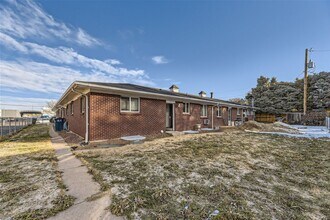 5280 E Warren Ave in Denver, CO - Building Photo - Building Photo