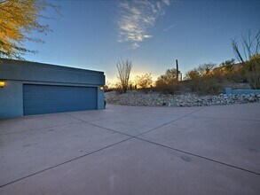 5036 N Cll Bosque in Tucson, AZ - Building Photo - Building Photo