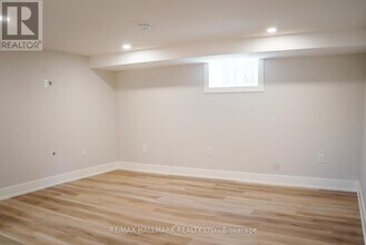 10 Flagstaff Rd in Toronto, ON - Building Photo - Building Photo