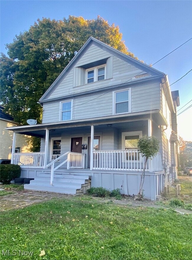 property at 581 Schiller Ave