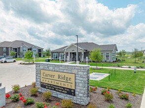 Carver Ridge Apartments in Hutto, TX - Foto de edificio - Building Photo