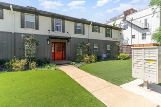 5708 Hudson St, Unit 8 in Dallas, TX - Building Photo - Building Photo