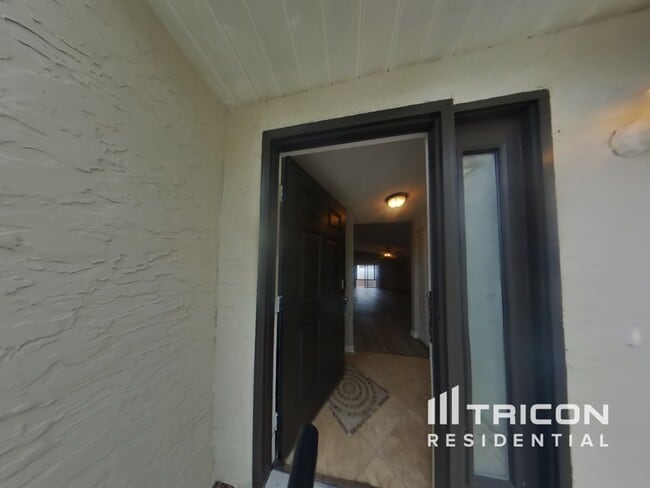 12343 Witheridge Dr in Tampa, FL - Building Photo - Building Photo