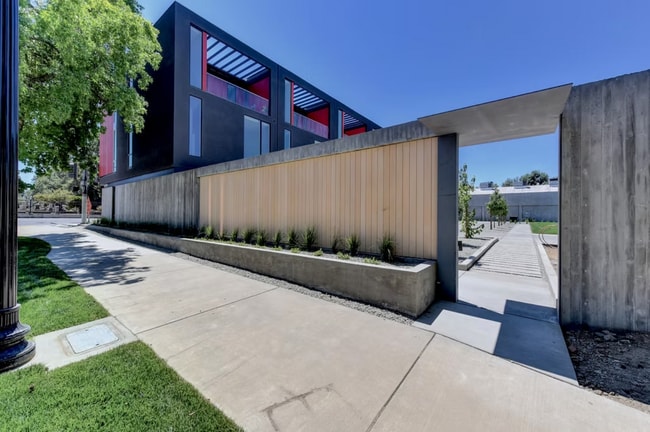 property at 2427 Binnen Ln