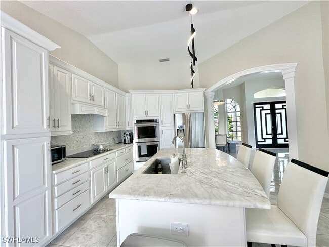 property at 2544 SW 28th Pl