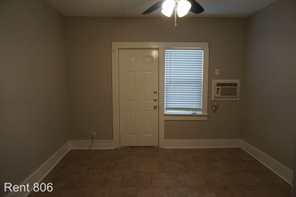2324 20th St in Lubbock, TX - Building Photo - Building Photo