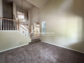 1983 Delafield Way in Sacramento, CA - Building Photo - Building Photo