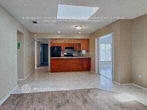 2194 Oak Grove Dr in Clearwater, FL - Foto de edificio - Building Photo