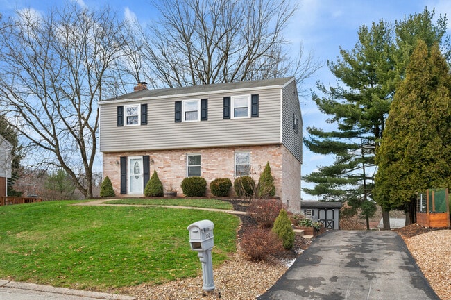 108 Kings Point Rd in Glenshaw, PA - Building Photo - Building Photo