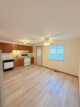 103 W Park St in Westerville, OH - Foto de edificio - Building Photo