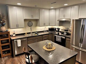 706 McHugh Rd in Holmen, WI - Building Photo - Building Photo