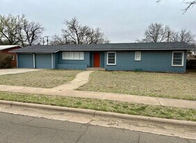 3416 38th St in Lubbock, TX - Building Photo