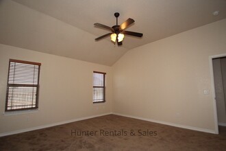 4405 Lauren MacKenzie Dr in Killeen, TX - Building Photo - Building Photo