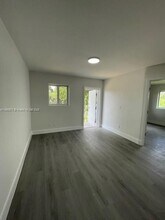 1920 NW 151st St in Opa Locka, FL - Building Photo - Building Photo