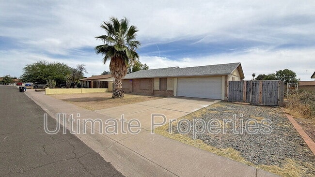 1547 W Kerry Ln in Phoenix, AZ - Building Photo - Building Photo