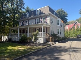 915 Springfield Ave in New Providence, NJ - Building Photo