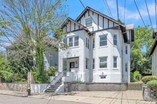 31 Justin Rd, Unit 2 in Boston, MA - Building Photo